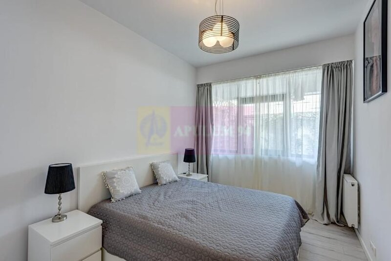Vanzare apartament 4 camere in zona Calea Calarasilor,bloc nou