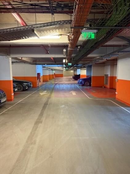 Vanzare apartament 4 camere in zona Calea Calarasilor,bloc nou